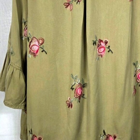John Mark XL Green Floral Embroidered Tunic Top With Bell Sleeves - Picture 4 of 6